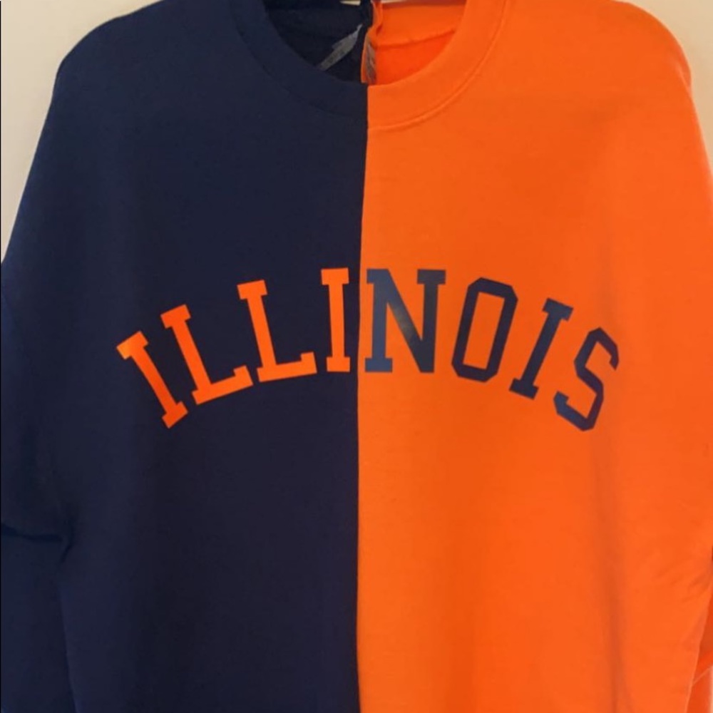 customizable college sweatshirt/t-shirt